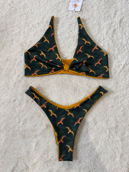 Iwa on Camo Knotted Top & High Hip Bottoms Set - L